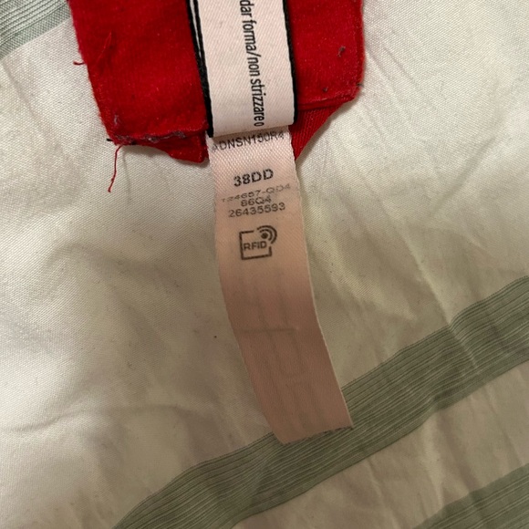 Victoria’s Secret | Dream Angels Unlined Balconette Bra - Picture 7 of 8